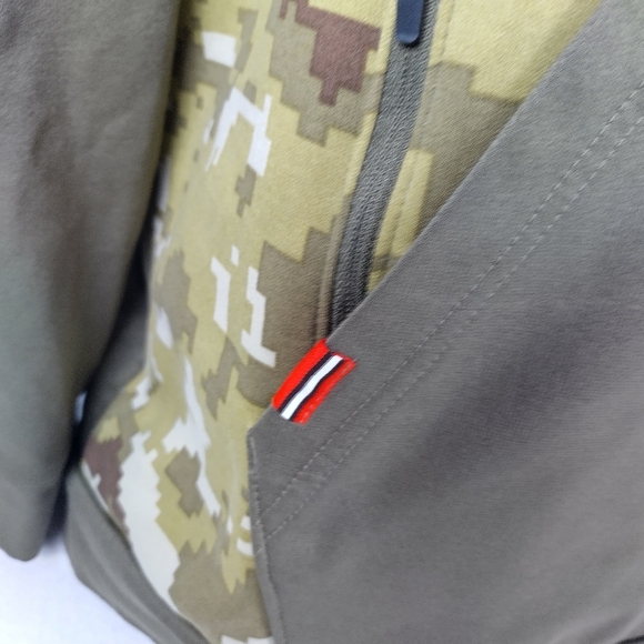 Nike Cleveland Browns NFL On Field Camo Men's Size XL Hoodie Therma Fit Football - Picture 3 of 13